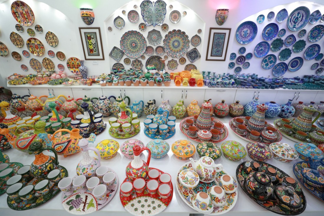  Crockery and ceramic products