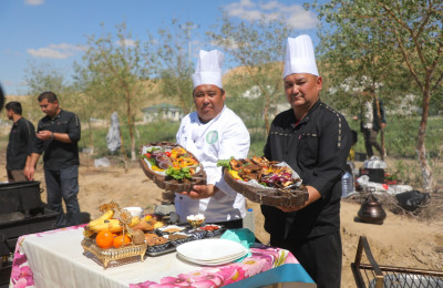 Qoraqalpog‘istonda “Orol baliqlaridan 99 turdagi taomlar” gastronomik festivali o‘tkazildi